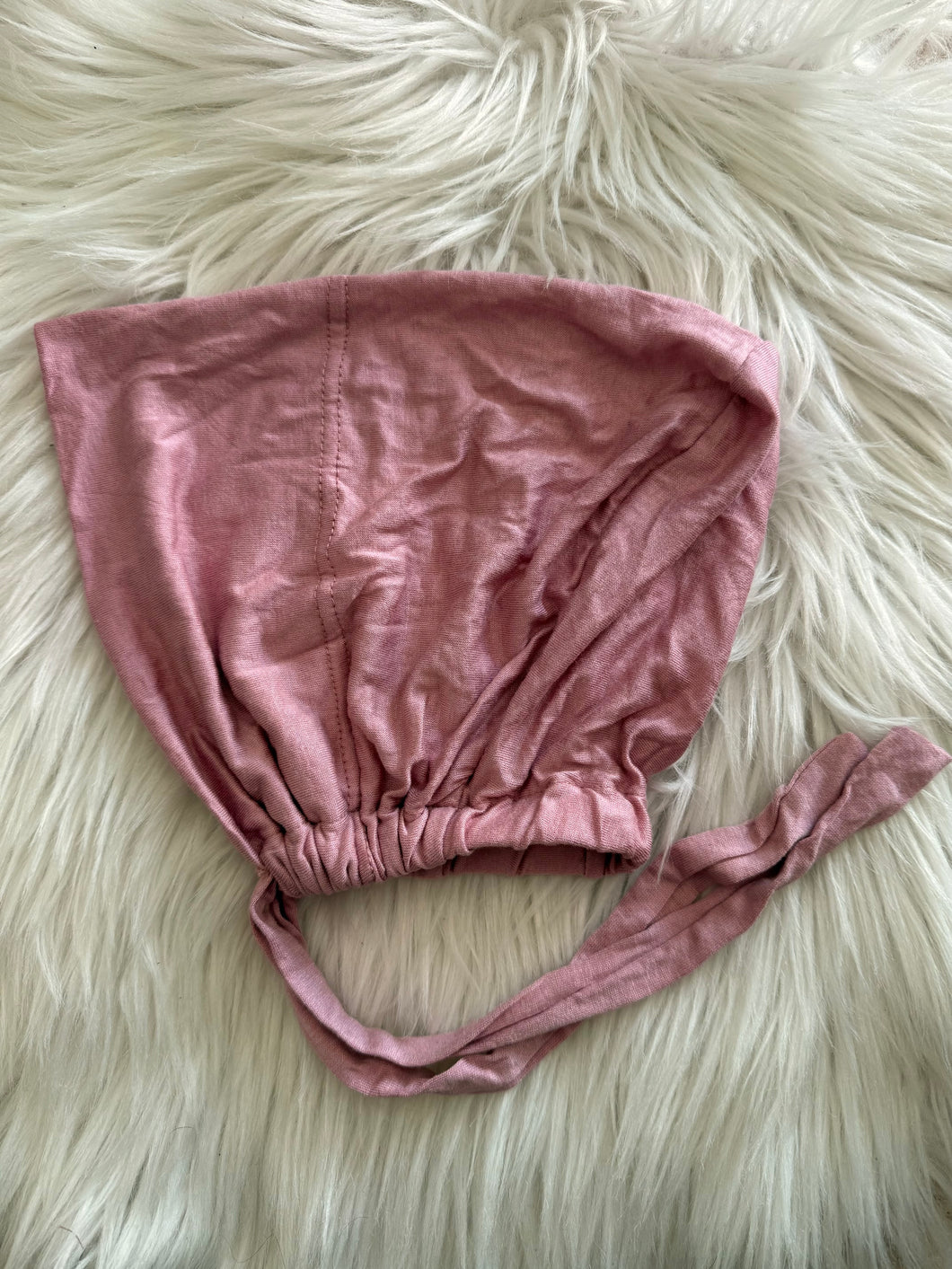 BONNET ATTACHE ROSE