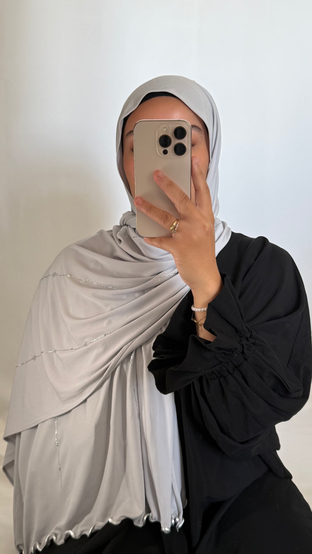 HIJAB JERSEY PREMIUM STRASS ONDULÉ GRIS SOURIS